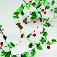 ACA LIGHTING X05201121 1.8W 3000K 1800mm 2 x AA MISTLETOES & BERRIES GARLAND STRING LIGHT WITH COPPER WIRE