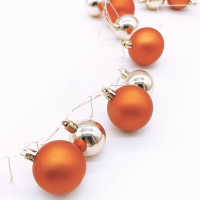 ACA LIGHTING X068011229 3.6W 3000K 2000mm 3 x AA MATT COPPER & CHROME BALLS CLUSTER STRING LIGHT WITH COPPER WIRE