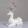 Декорация ACA LIGHTING X1584714 DECORATIVE RESIN WHITE SITTING DEER SILVER HORNS 20cm