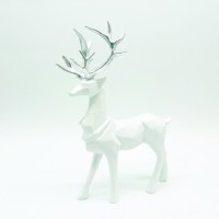 Декорация ACA LIGHTING X1584717 DECORATIVE RESIN WHITE STANDING DEER SILVER HORNS 30cm